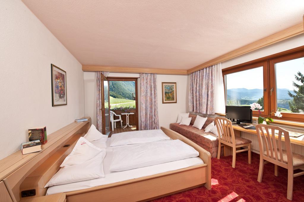 Hotel Rosenheim Rodengo Habitación foto